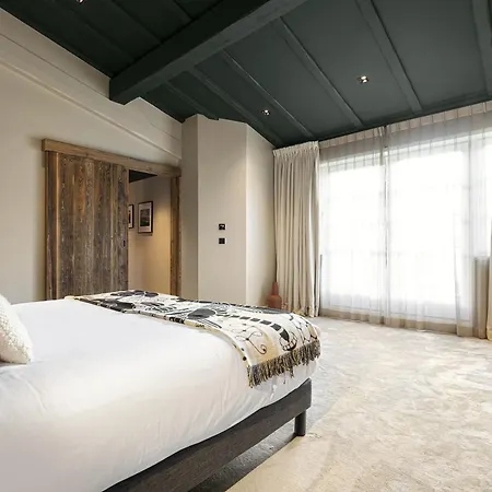 Готель Le Chabichou