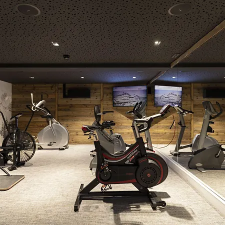 Le Chabichou Готель